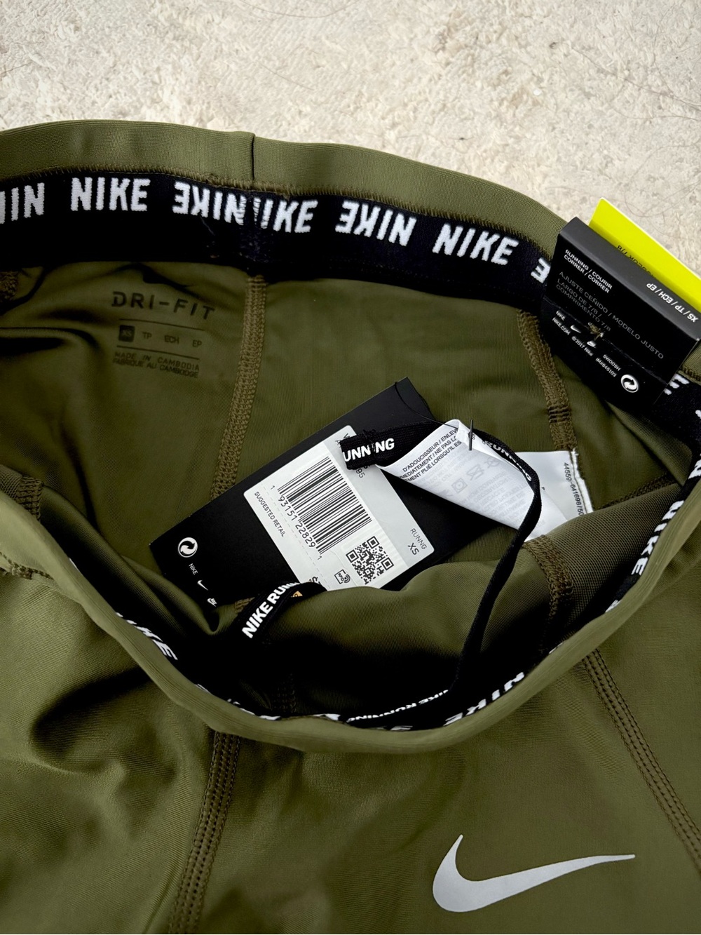 NWT❗️Nike Olive Green Athletic Leggings - Picture 2 of 2